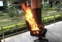 लुम्बिनी बाणिज्य क्याम्पसमे नेविसंघद्वारा आगजनी