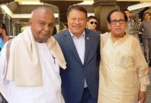 भारतके पूर्वप्रधानमन्त्री एचडी देवेगौडा राजनीतिक भेटवार्तामे व्यस्त