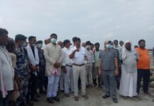 प्रदेश कानून मंत्री द्वारा बागमती नदीको बांध निरिक्षण