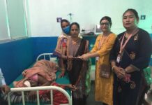 आक्रमणमा परेकी बृद्धको उपचारको लागि सहयोग